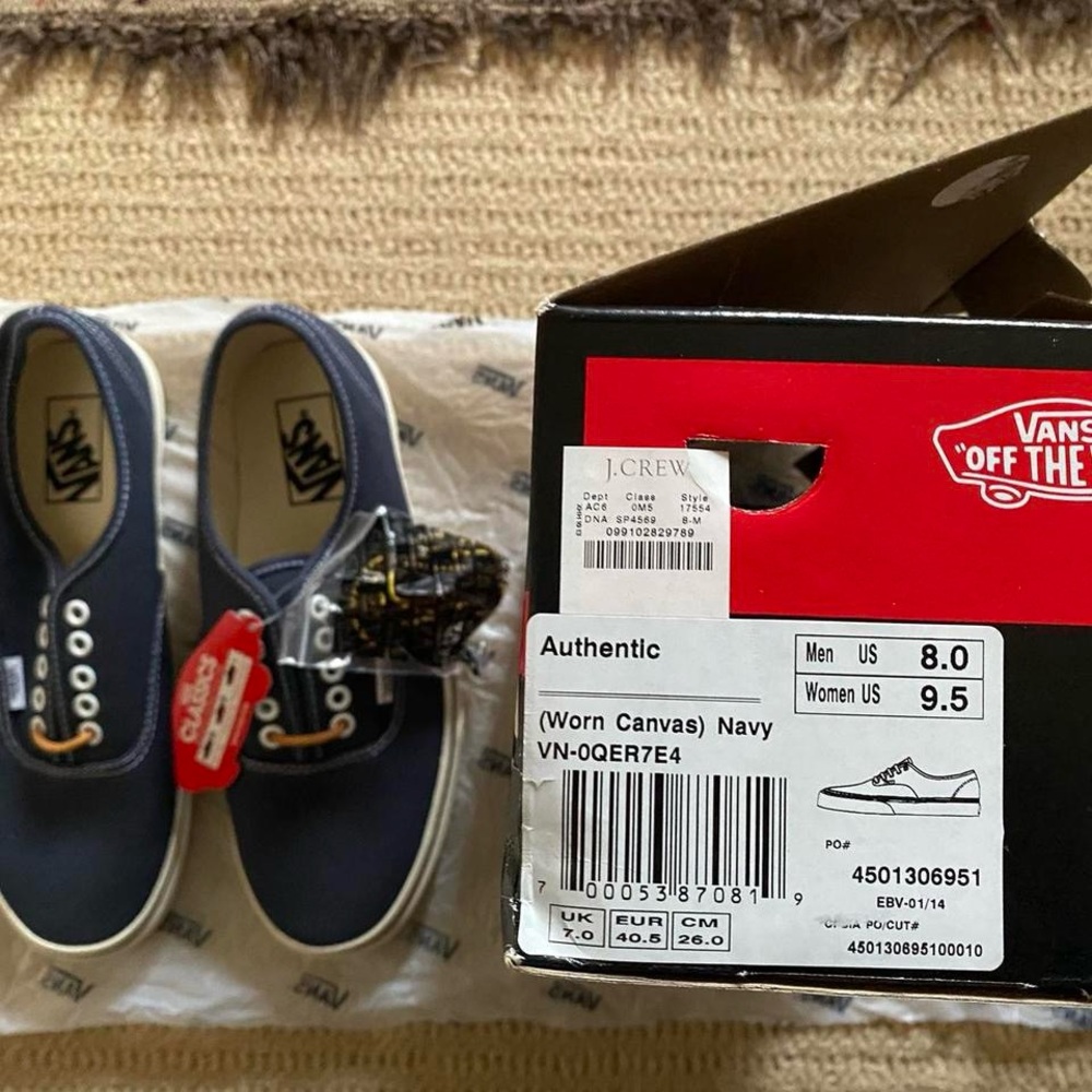 NWT Navy Blue Canvas Vans - Picture 6 of 7